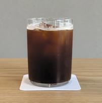 中洲博多座周辺の穴場カフェバーSKIFFメニューのmanu iced Americano (マヌ アイス アメリカーノ)