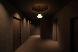 福岡博多のプライベートサウナサクラドウの3Fエレベーターフロア